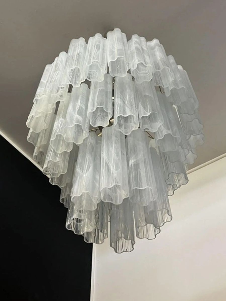 White Alabaster Luce 3-layer Chandelier