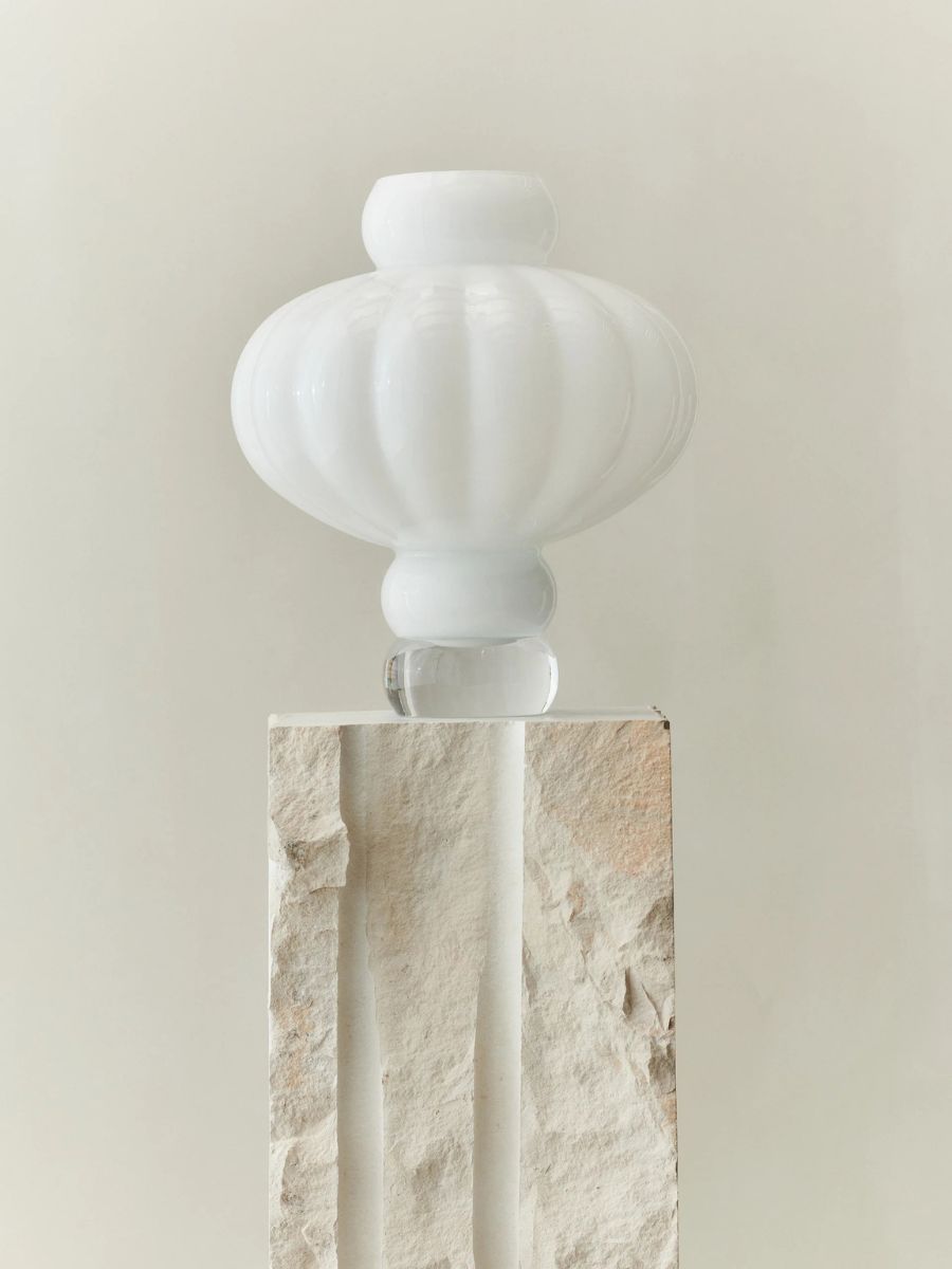 Balloon 03 Vase 40 cm Opal White