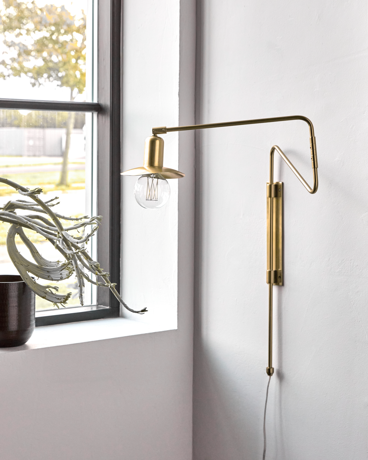 Vegglampe HDSwing Messing