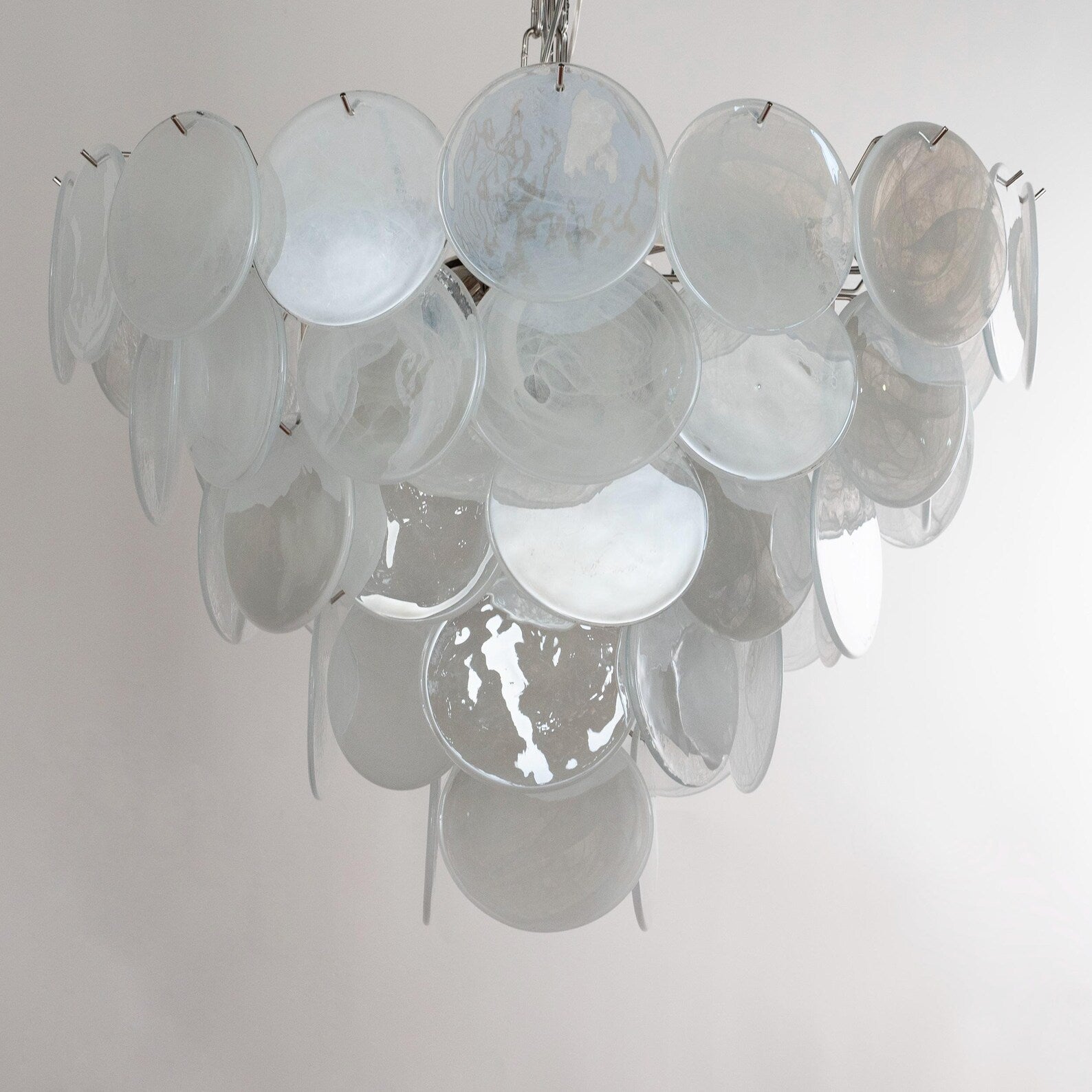Murano Discs Chandelier Ø90 – Alabaster White