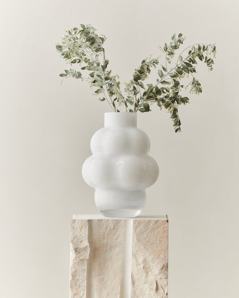 Balloon Vase 04 32cm Opal White